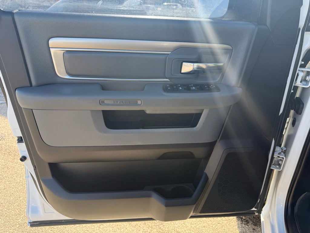 Used 2015 RAM 2500 Big Horn AWD/4WD image 9