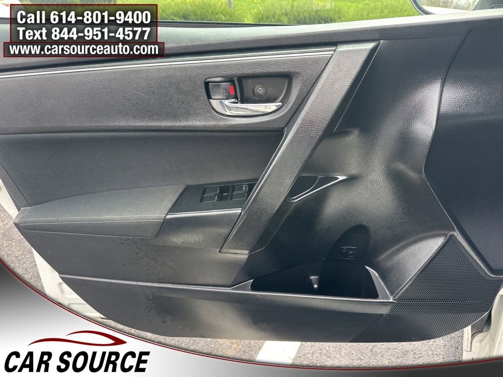 Used 2017 Toyota Corolla LE FWD image 9