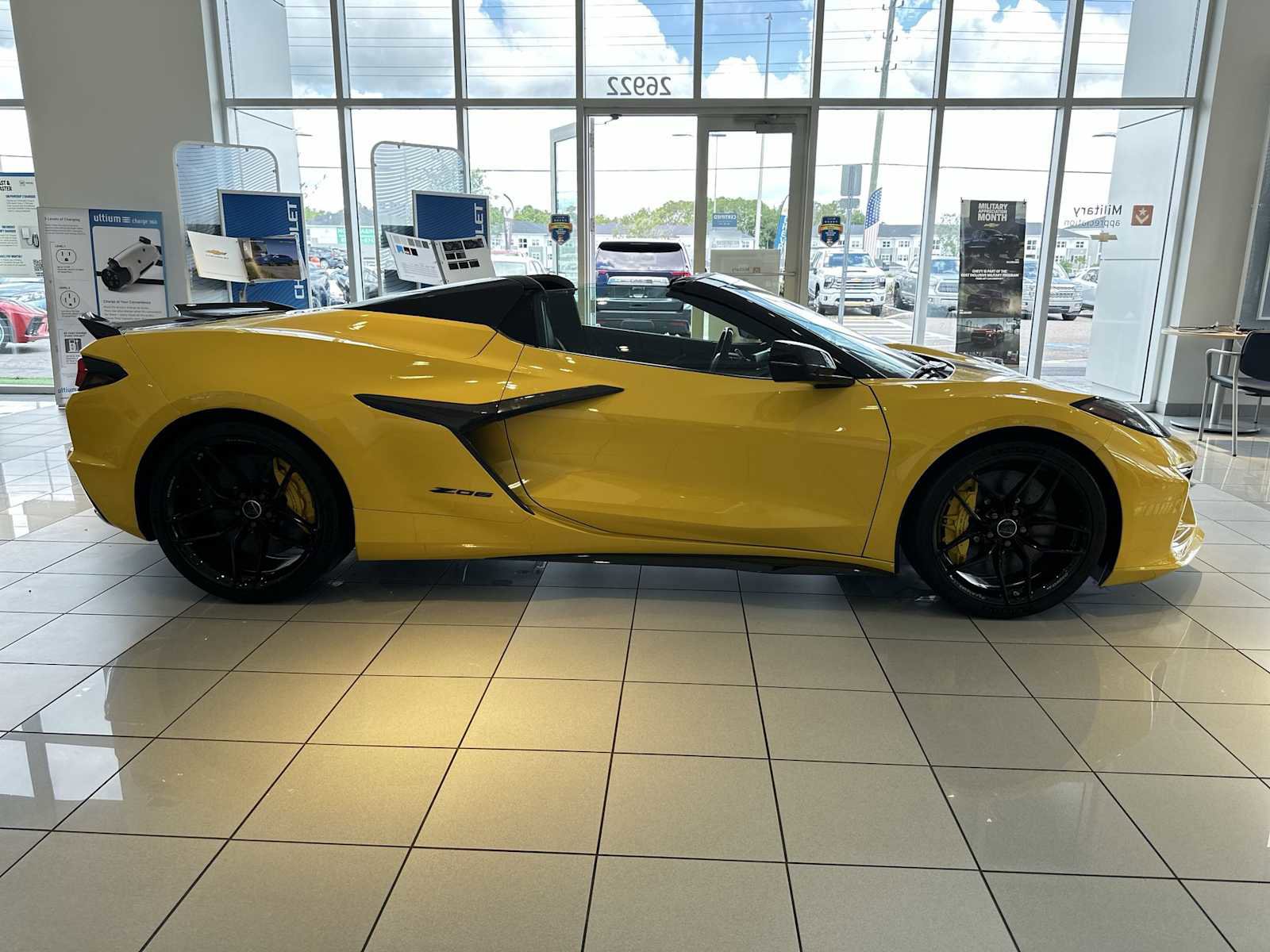 New 2025 Chevrolet Corvette Z06 RWD image 7