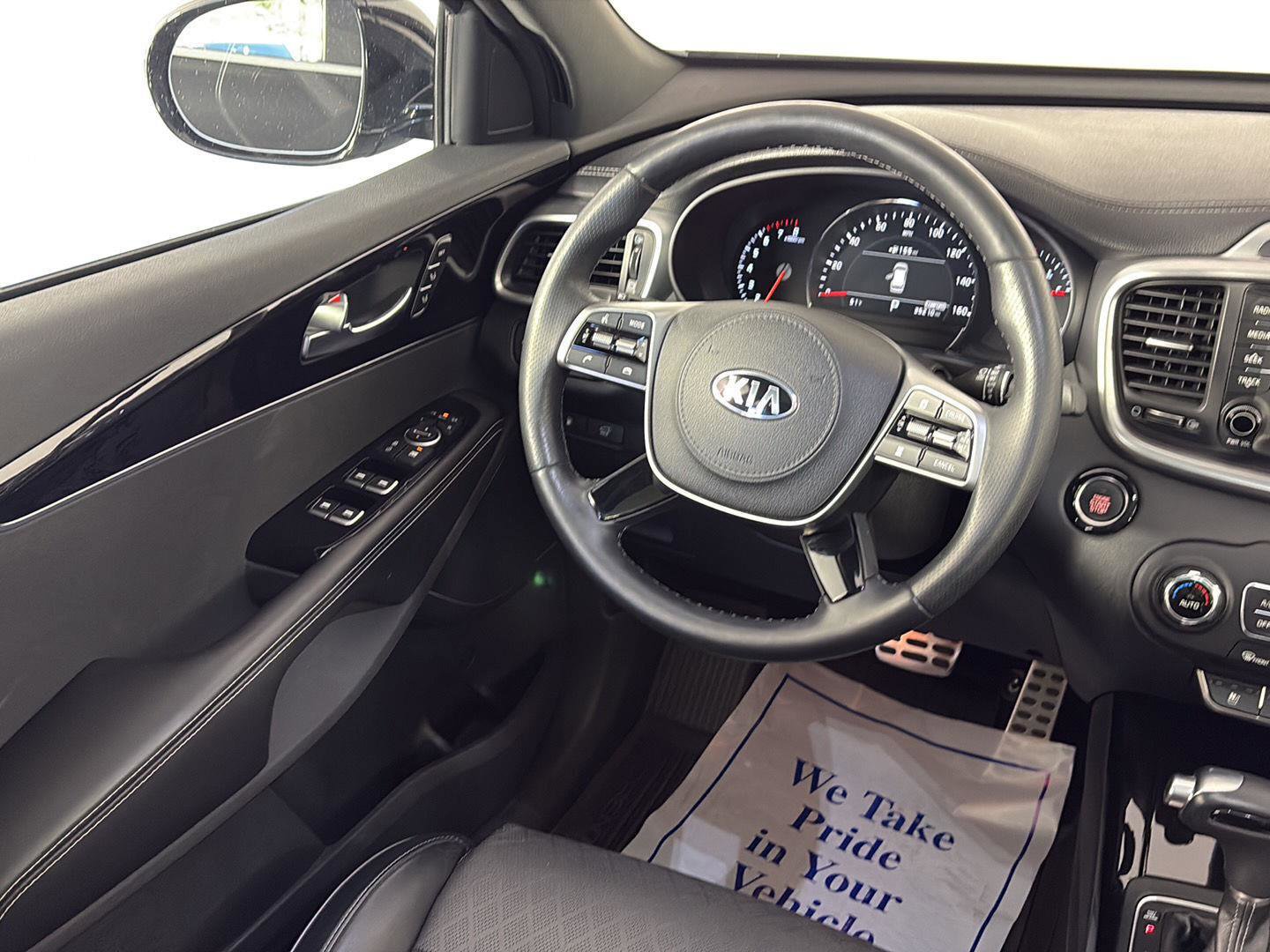 Used 2019 Kia Sorento SX image 41