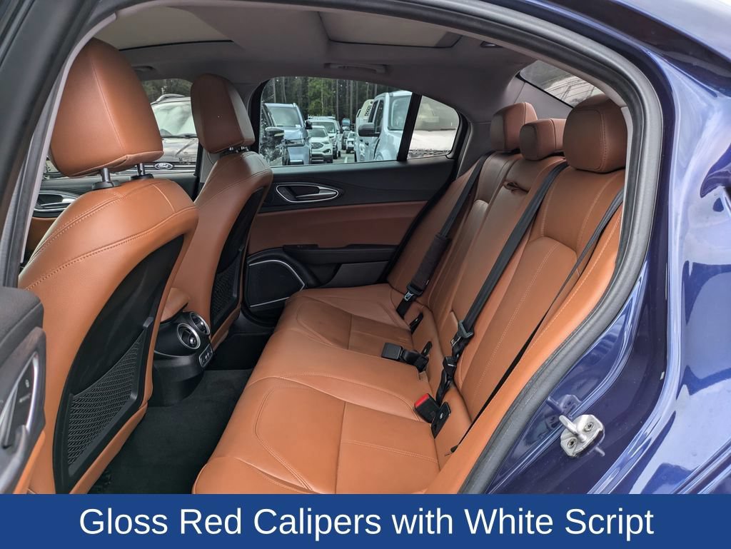Used 2019 Alfa Romeo Giulia AWD image 14