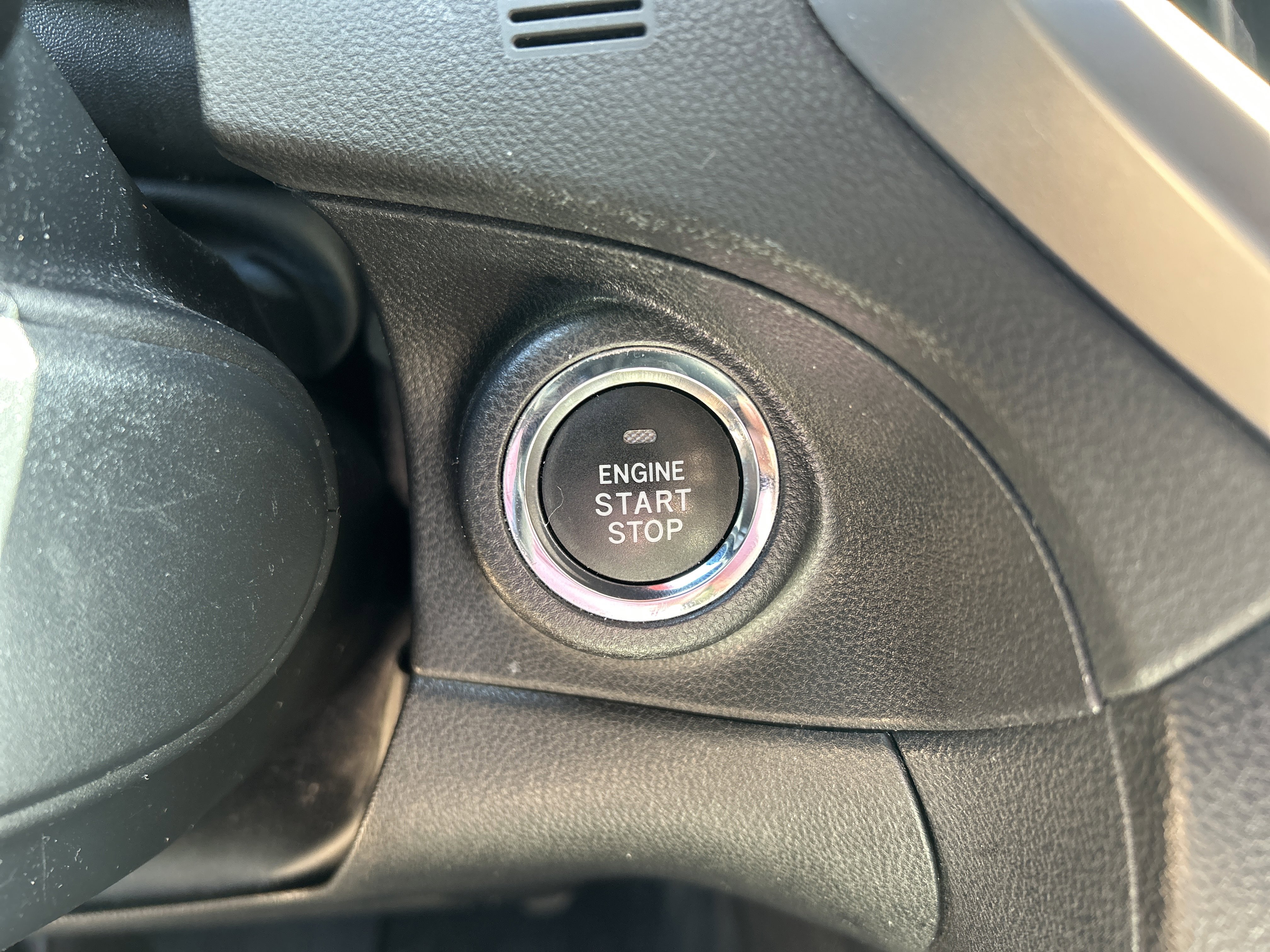 Used 2021 Subaru Ascent Limited w/ Technology Package image 28