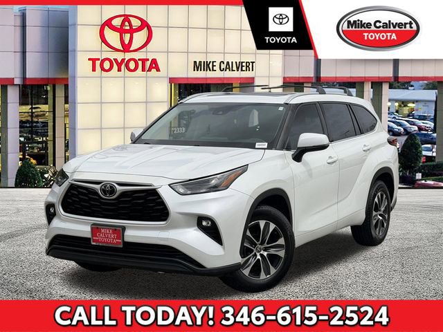 Used 2022 Toyota Highlander XLE