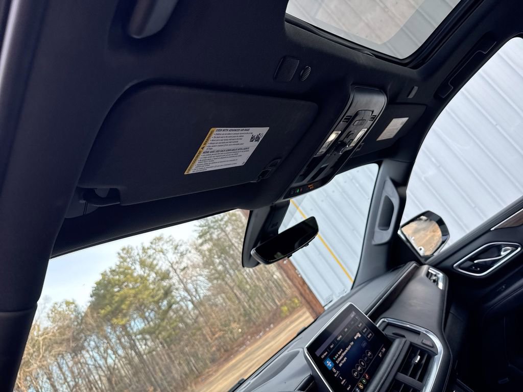 Used 2021 Chevrolet Tahoe Premier w/ Premium Package image 19