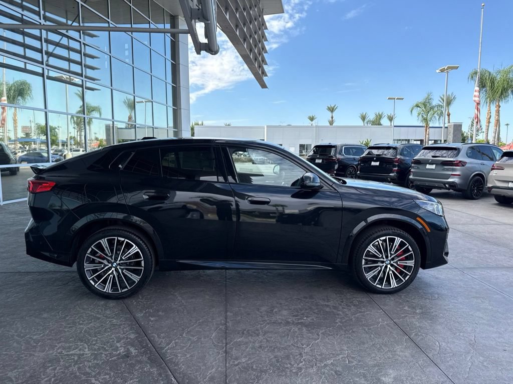 New 2026 BMW X2 xDrive28i w/ M Sport Package AWD/4WD image 3