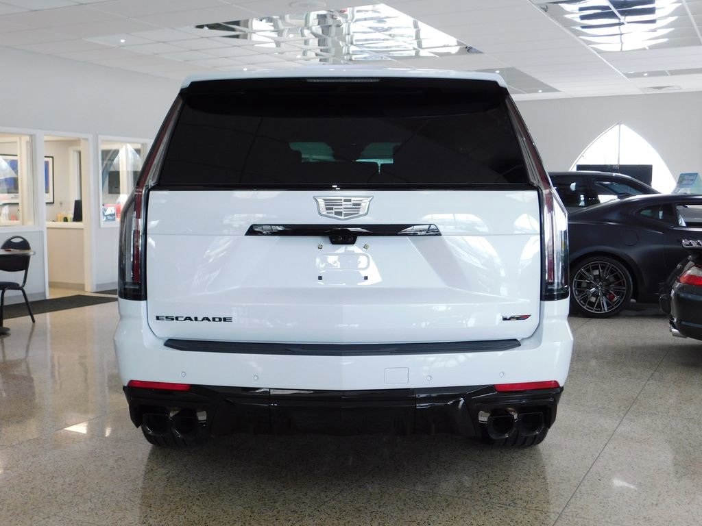 Used 2026 Cadillac Escalade V AWD/4WD image 9