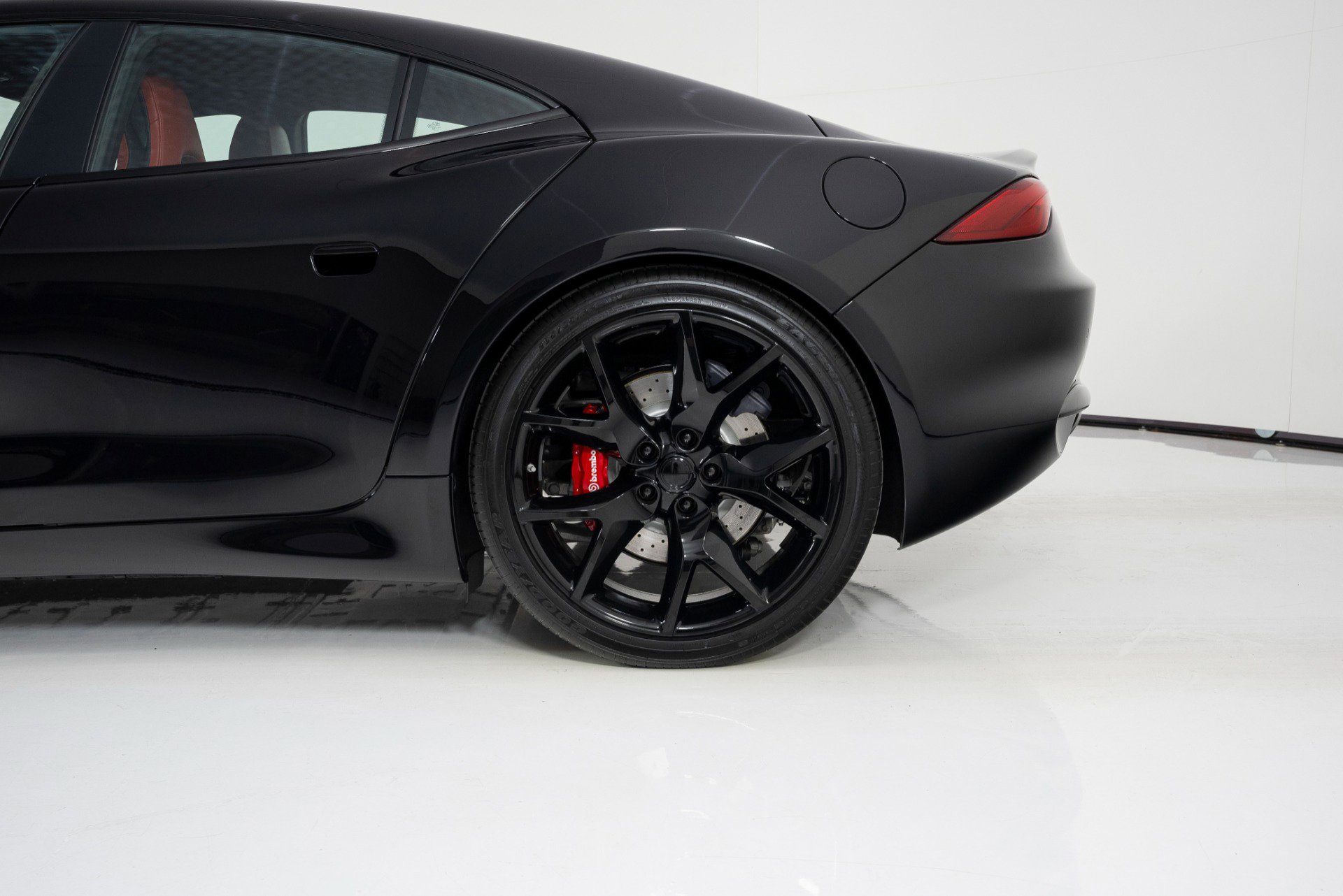 Used 2025 Karma Revero Luxury image 10