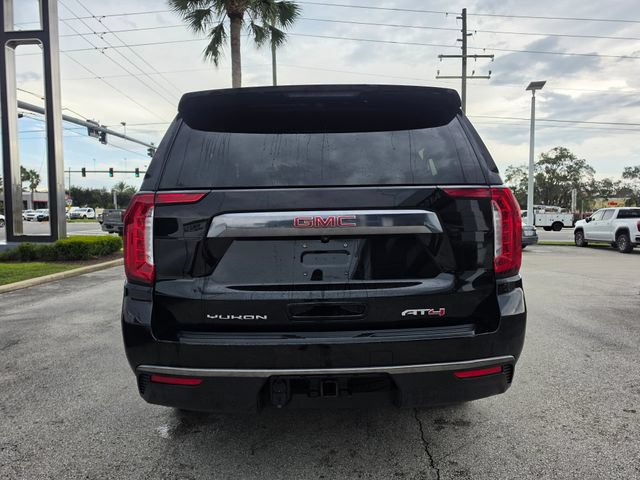 Used 2024 GMC Yukon XL AT4 w/ AT4 Premium Plus Package AWD/4WD image 4