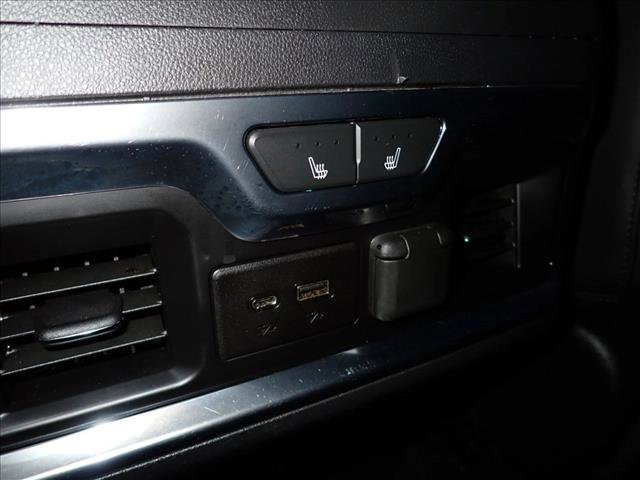 Used 2019 Chevrolet Silverado 1500 High Country w/ Technology Package image 11