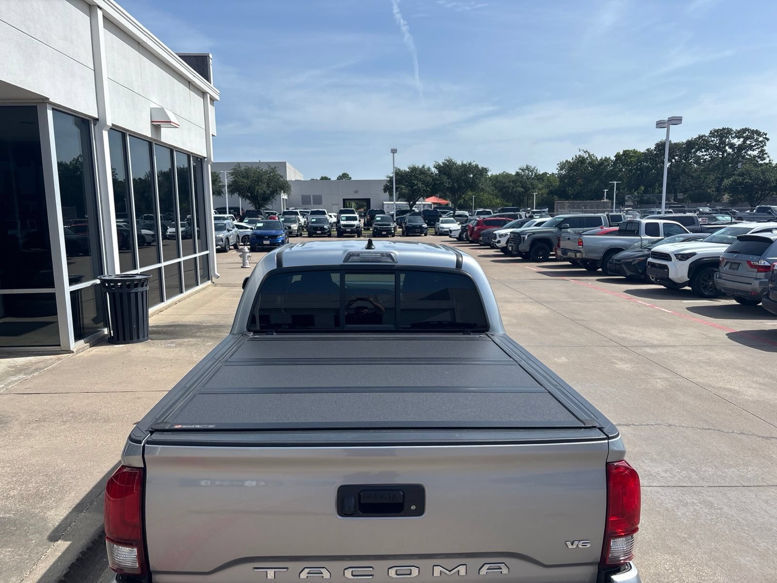 Used 2023 Toyota Tacoma SR AWD/4WD image 9