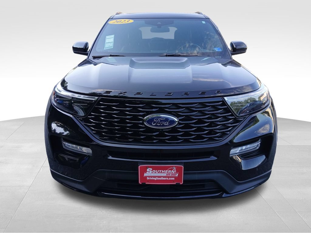 Used 2023 Ford Explorer ST-Line w/ Class IV Trailer Tow Package AWD/4WD image 9