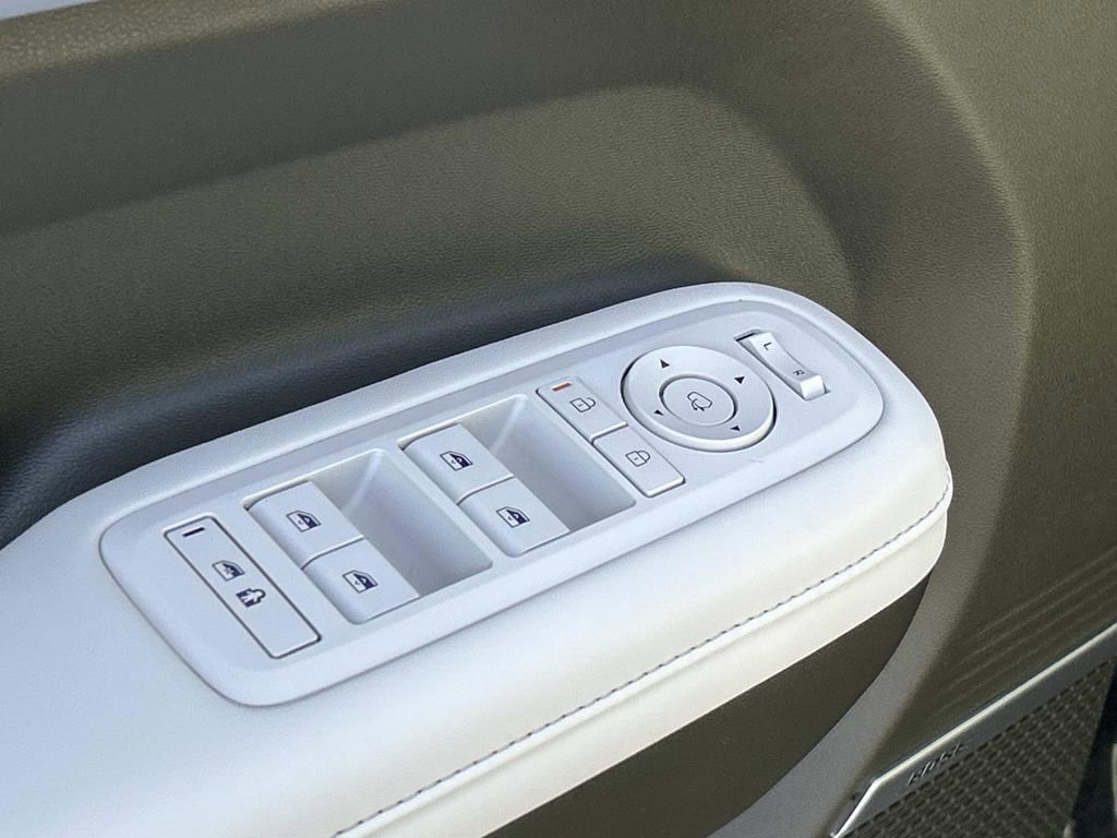 Used 2024 Hyundai Santa Fe Calligraphy image 20