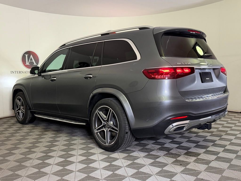 Used 2025 Mercedes-Benz GLS 450 4MATIC image 7