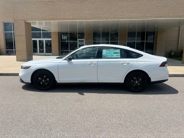 New 2025 Honda Accord SE image 1