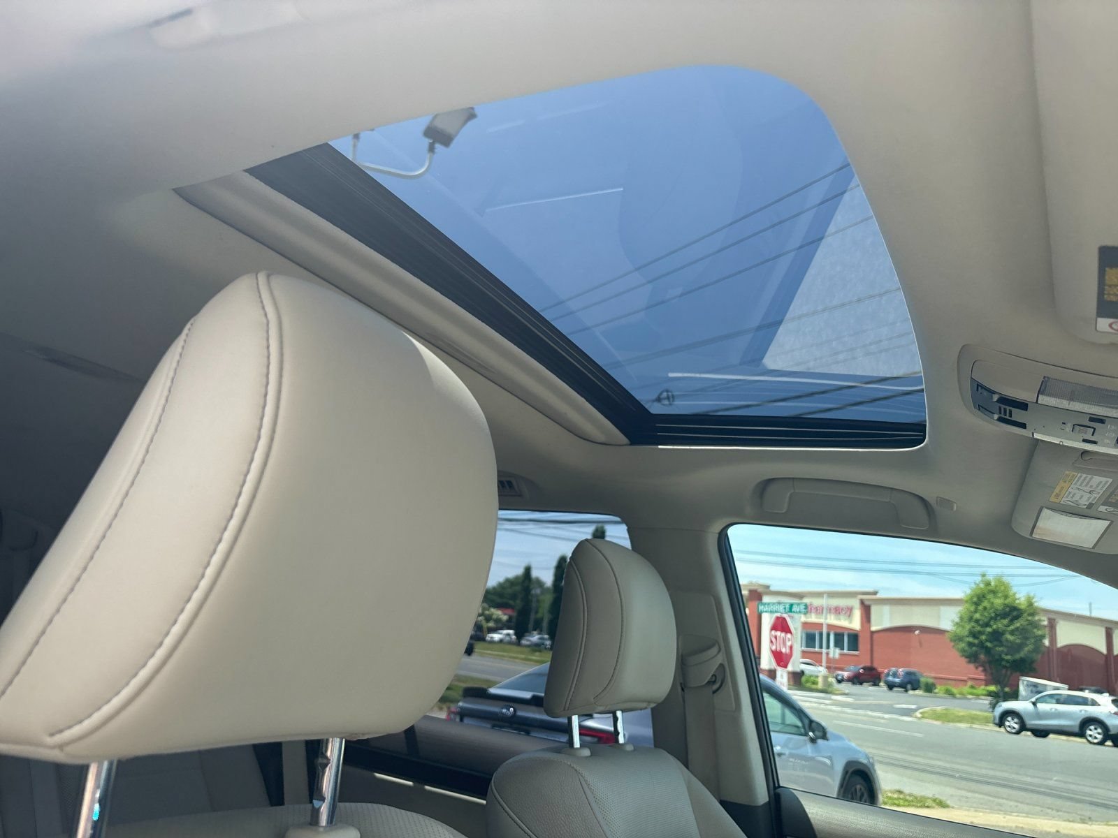 Used 2019 Lexus GX 460 Premium w/ Premium Package AWD/4WD image 17