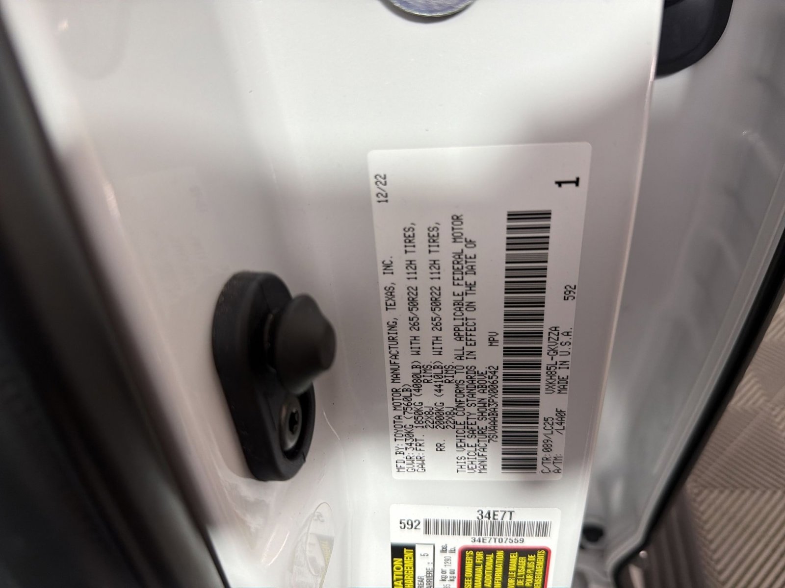 Used 2023 Toyota Sequoia Capstone image 30