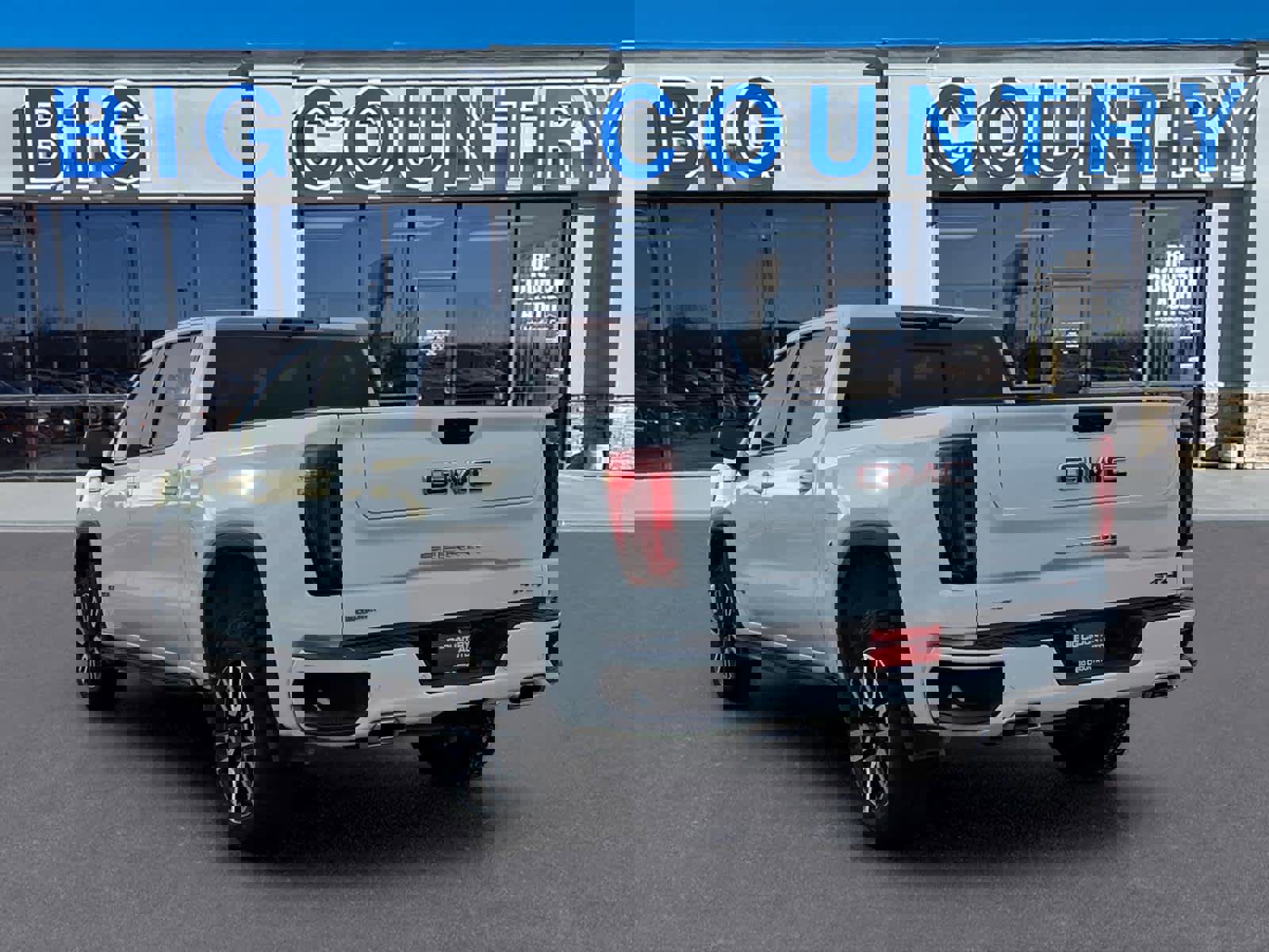 Used 2024 GMC Sierra 1500 AT4 w/ Technology Package image 2