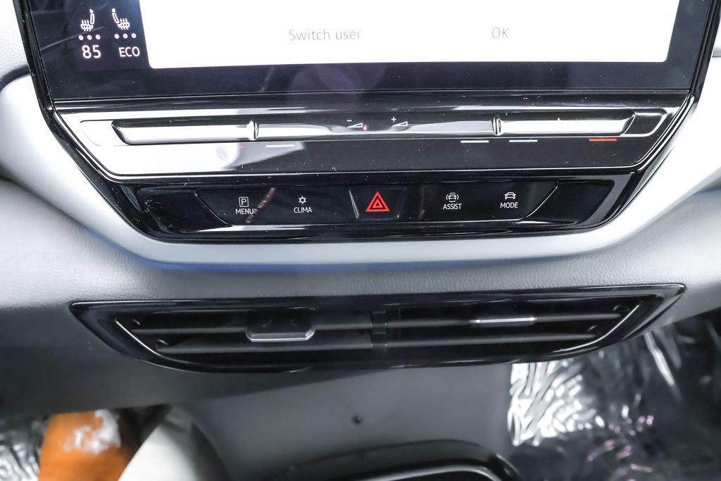 Certified 2023 Volkswagen ID.4 Pro image 21