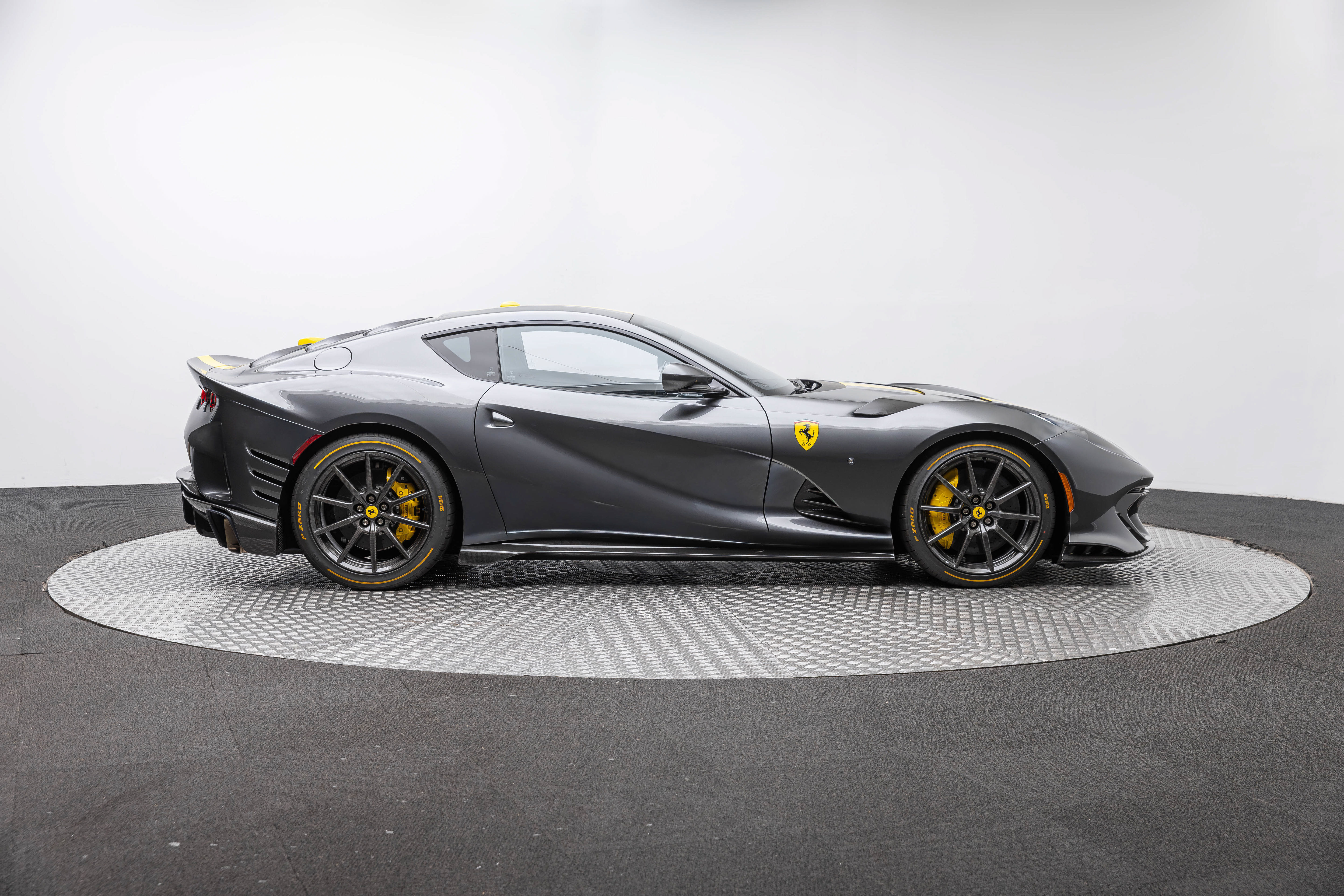 Certified 2023 Ferrari 812 Competizione RWD image 9