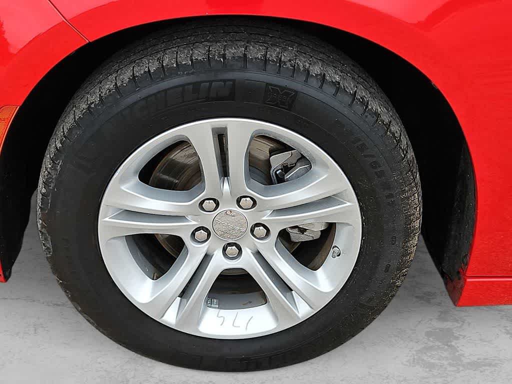 Used 2023 Dodge Charger SXT RWD image 12
