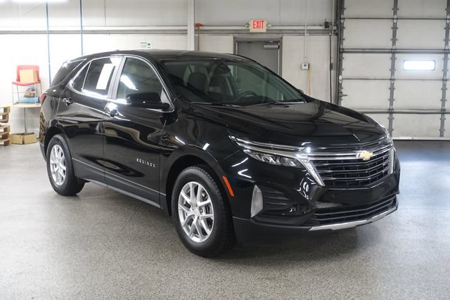 Used 2024 Chevrolet Equinox LT FWD image 1