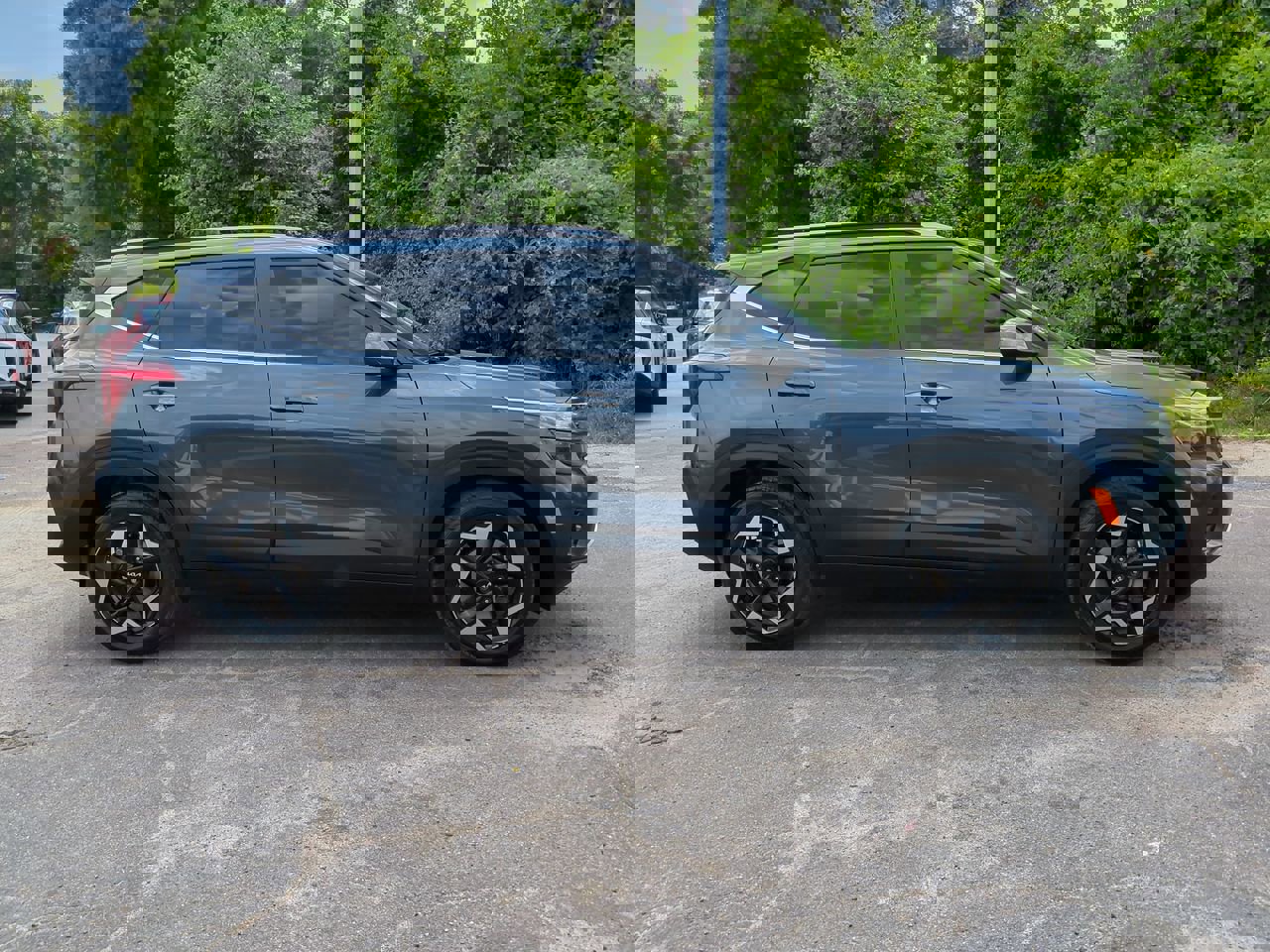 Used 2024 Kia Seltos EX FWD image 4