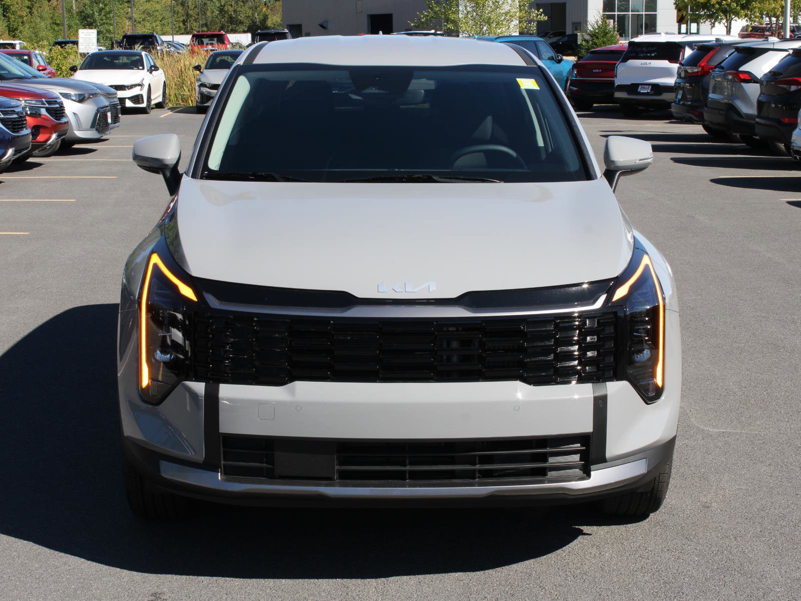 New 2026 Kia Sportage S image 2