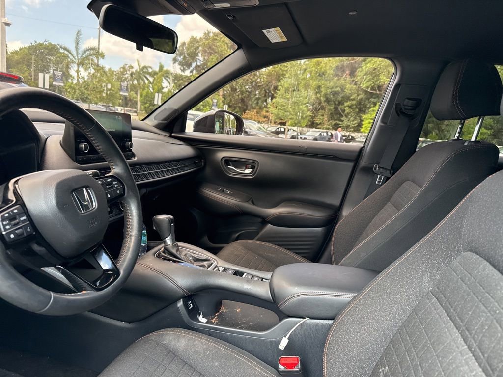 Used 2023 Honda HR-V Sport image 15
