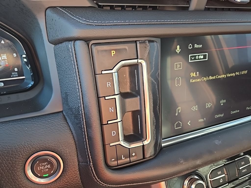 Used 2024 GMC Yukon XL Denali w/ Advanced Technology Package AWD/4WD image 53