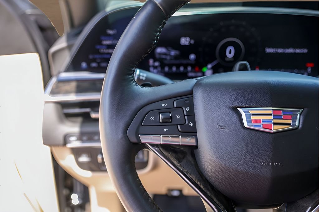 Certified 2023 Cadillac Escalade Premium Luxury w/ Performance Package image 14