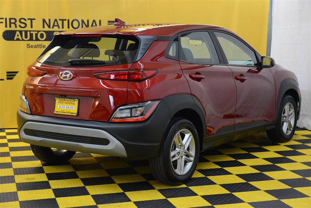 Used 2023 Hyundai Kona SE image 10