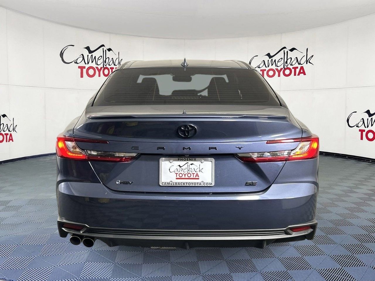 Used 2026 Toyota Camry SE w/ Convenience Package FWD image 7