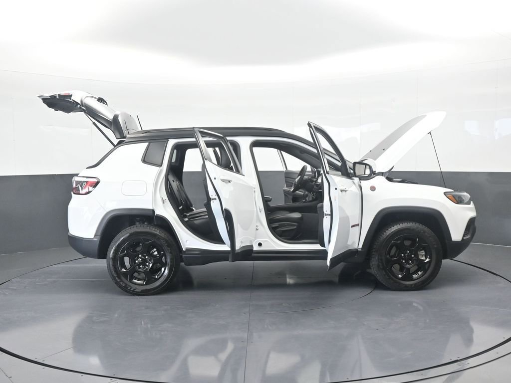 Used 2023 Jeep Compass Trailhawk image 74