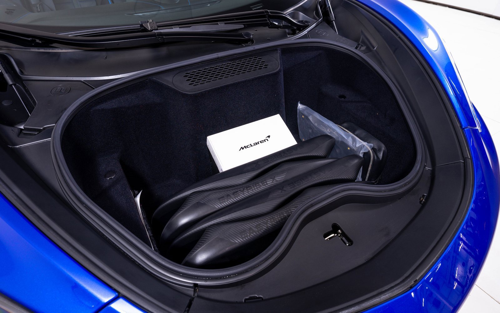 New 2025 McLaren GTS image 23