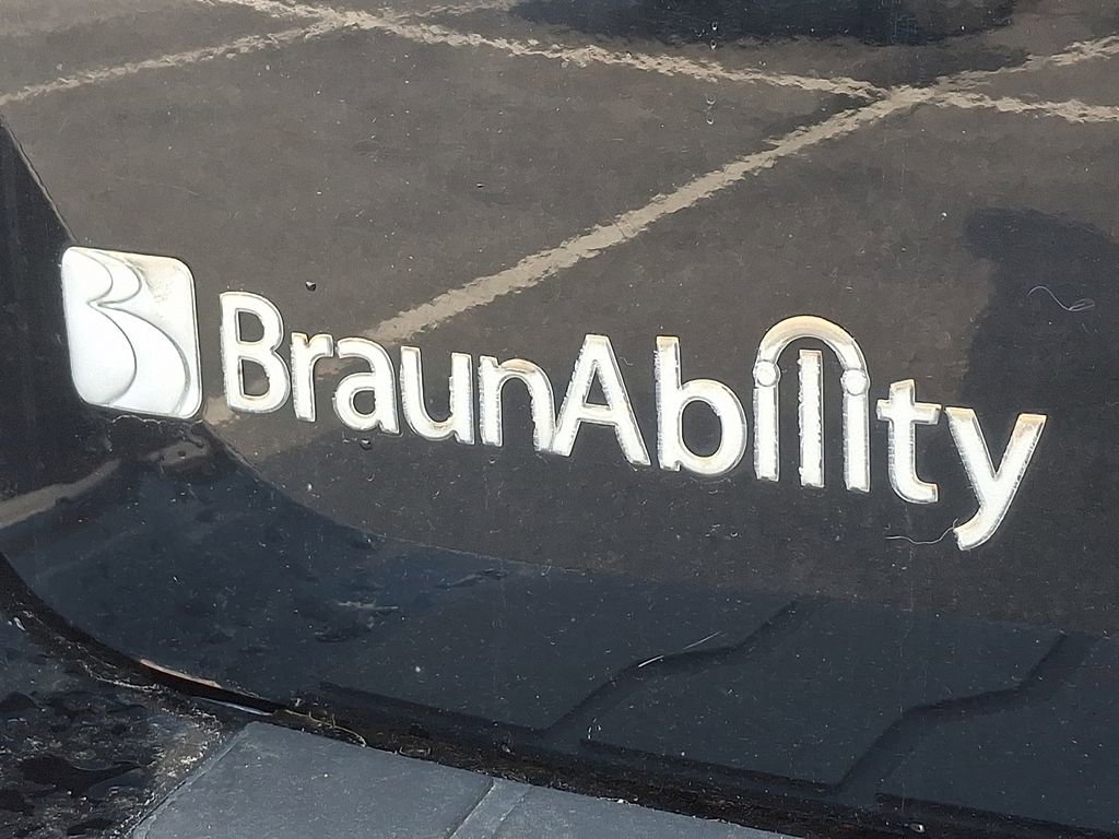 Used 2015 Honda Odyssey EX-L image 31