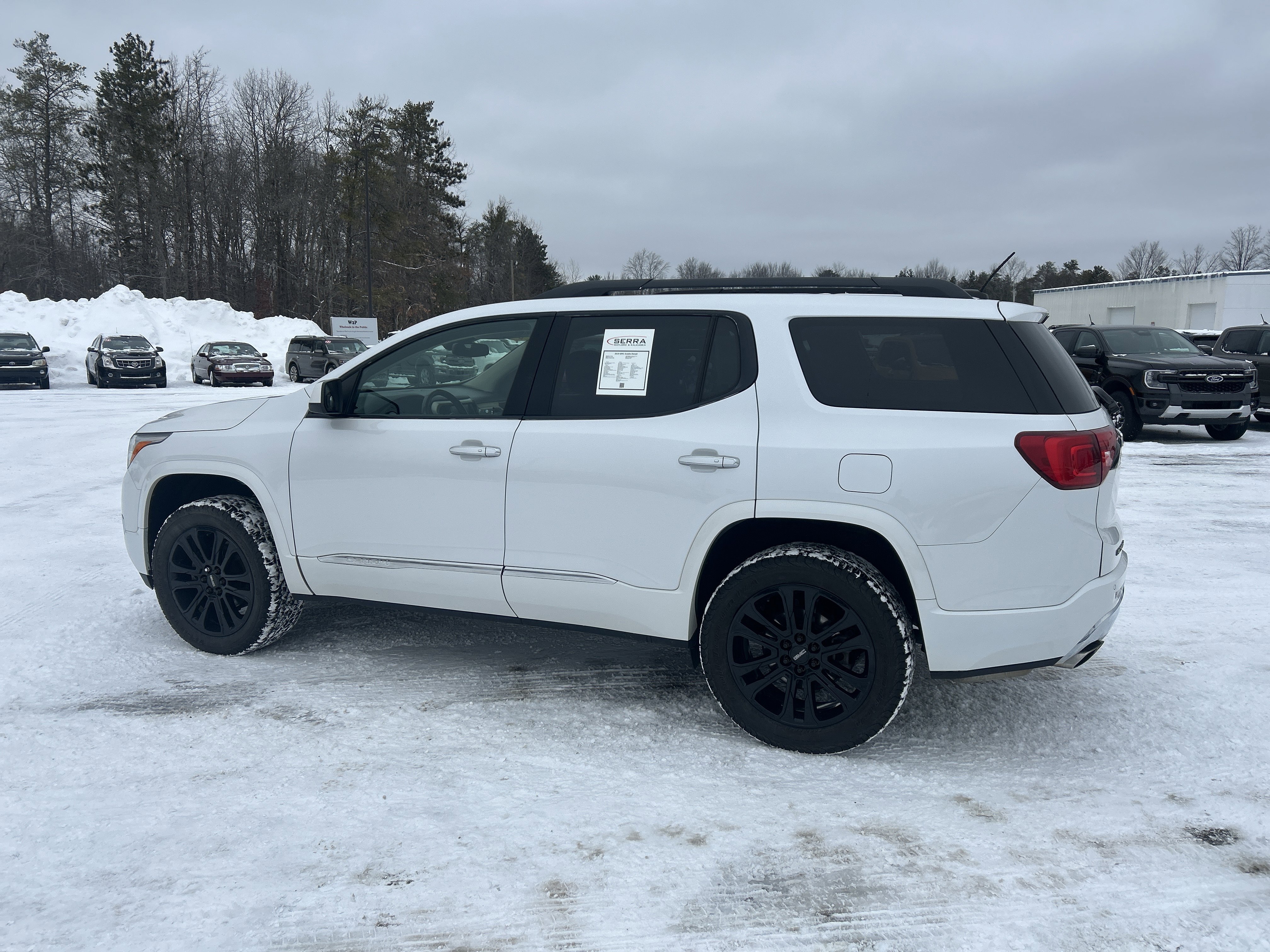 Used 2019 GMC Acadia Denali image 5