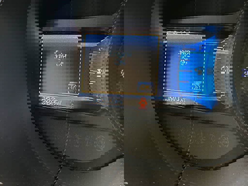 Certified 2018 Ford Edge Titanium w/ Equipment Group 301A image 19