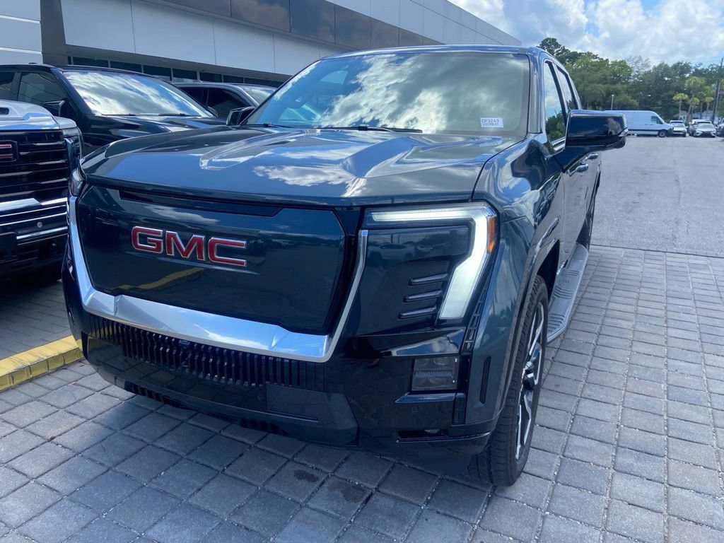Used 2026 GMC Sierra EV Denali AWD/4WD image 3