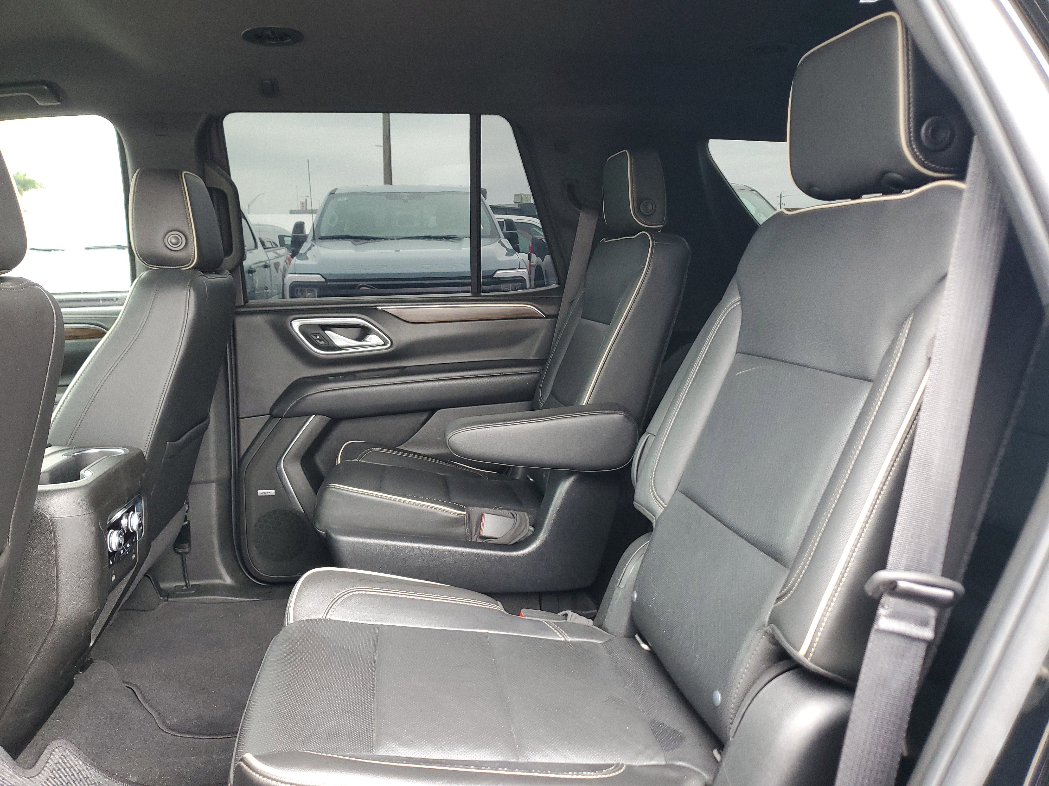 Used 2021 Chevrolet Tahoe Premier RWD image 13