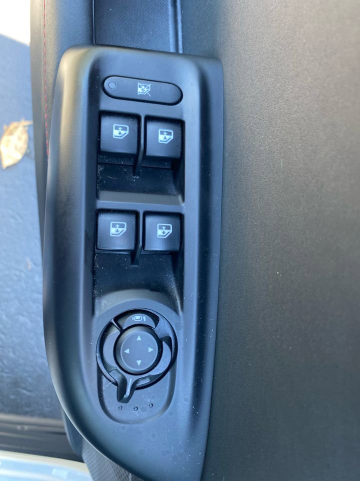 Used 2023 Dodge Hornet GT w/ GT Blacktop Package image 17