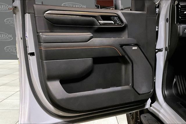 Used 2024 GMC Sierra 2500 AT4 w/ Technology Package image 12