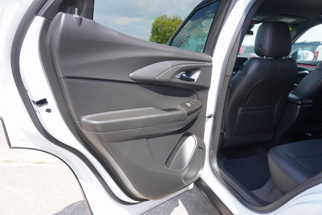 Used 2024 Chevrolet TrailBlazer RS image 16