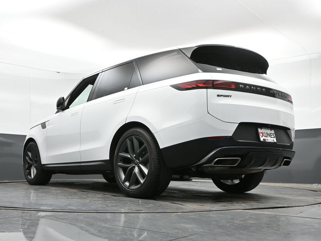 Used 2024 Land Rover Range Rover Sport SE AWD/4WD image 47