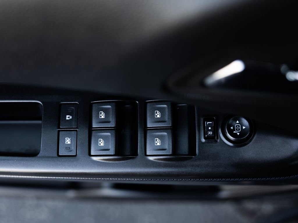 Used 2022 Chevrolet Colorado Z71 w/ Safety Package image 26