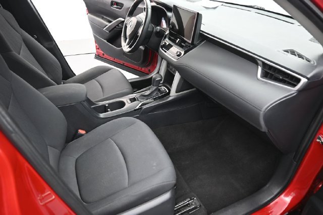 Used 2023 Toyota Corolla Cross LE FWD image 31