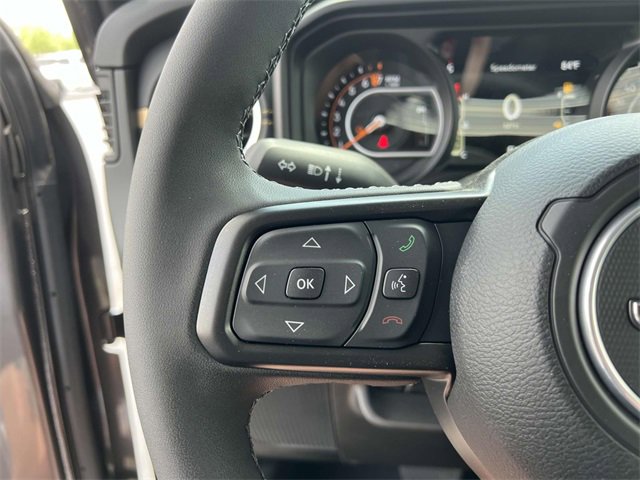 New 2025 Jeep Gladiator Sport w/ Premium Package image 19