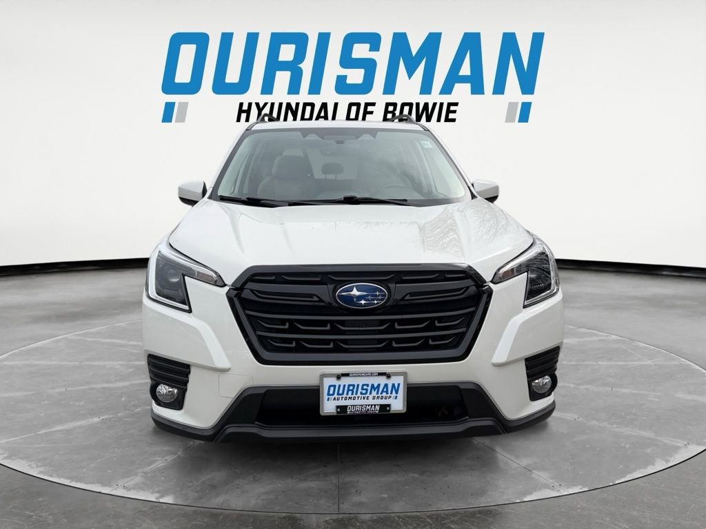 Used 2023 Subaru Forester Premium image 8