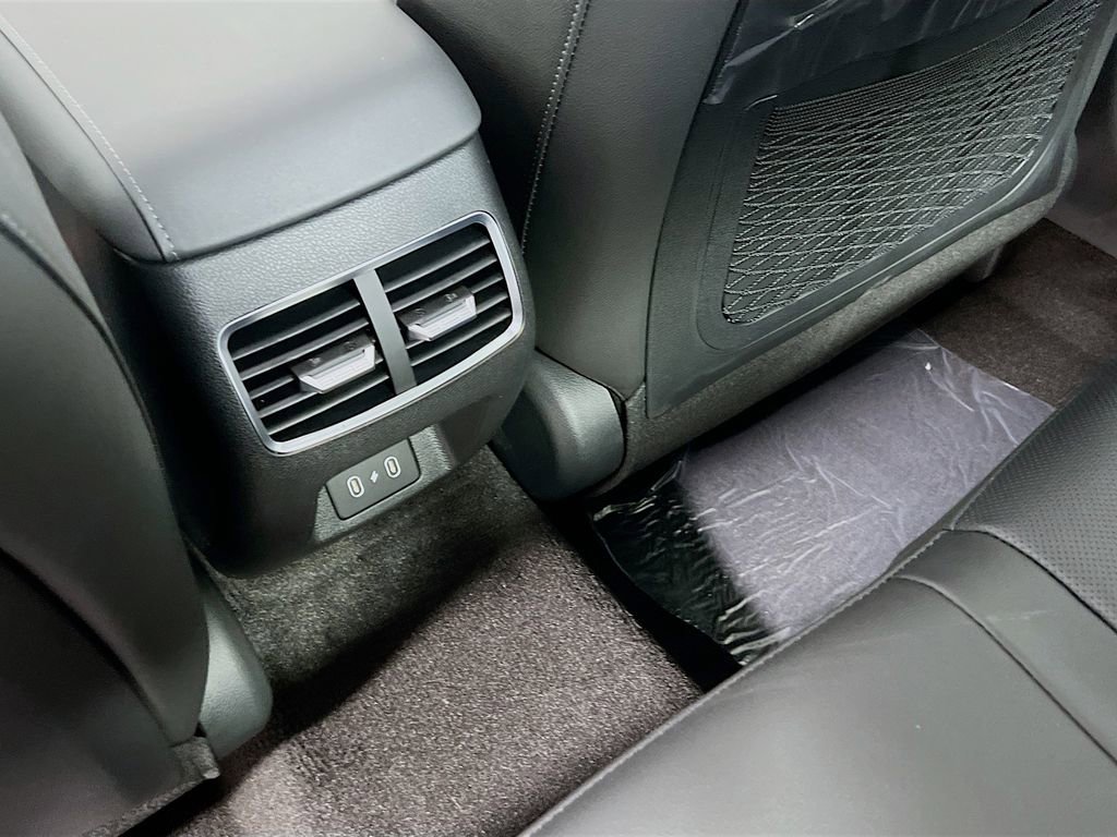 New 2025 Hyundai Sonata Limited image 26