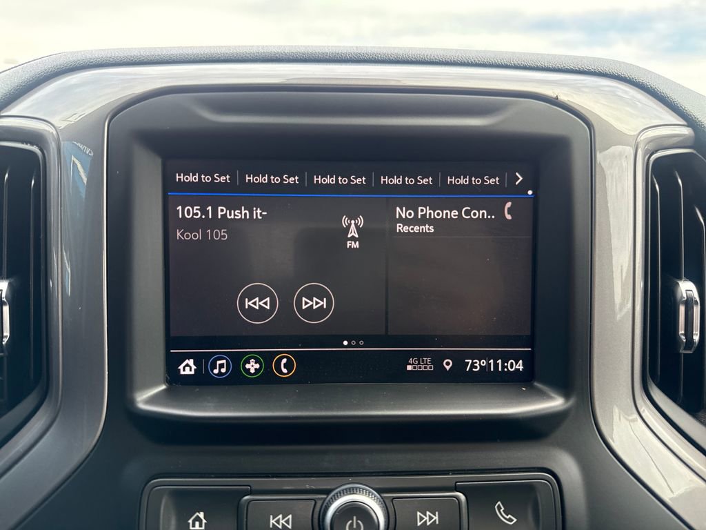 Used 2022 Chevrolet Silverado 1500 Custom w/ Safety Confidence Package AWD/4WD image 19