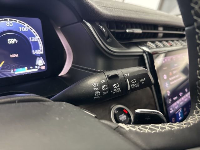 Used 2023 Jeep Grand Cherokee Limited AWD/4WD image 36